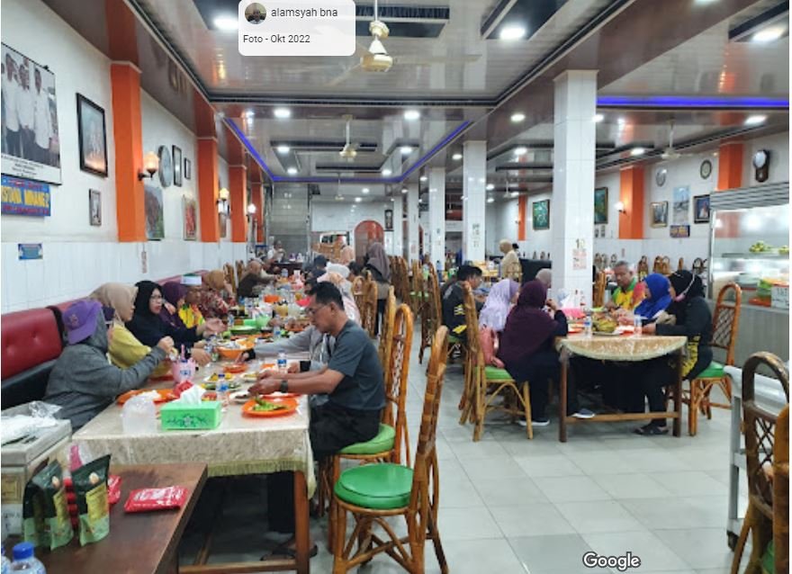 6 Rekomenasi Tempat Makanan yang Halal di Danau Toba