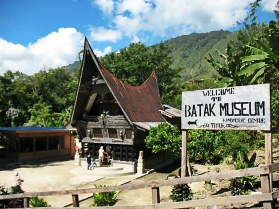 7 Museum yang Wajib Kamu Kunjungi Kalau ke Danau Toba